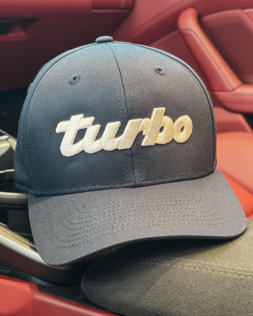 Kit Namorados | Camiseta + Boné | Turbo Marinho